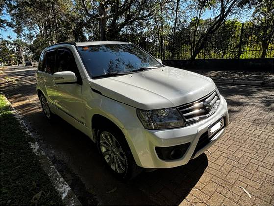 SUZUKI GRAND VITARA 2.0 PREMIUM 4X2 16V GASOLINA 4P AUTOMÁTICO SUZUKI GRAND VITARA 2.0 PREMIUM 4X2 16V GASOLINA 4P AUTOMÁTICO